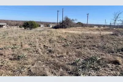 102 Sparrow, Azle, TX 76020 - Photo 2