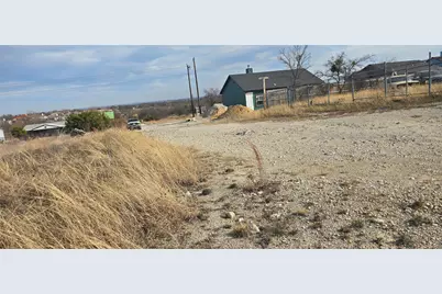 102 Sparrow, Azle, TX 76020 - Photo 8