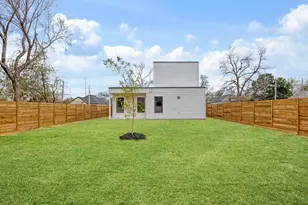 2731 Marburg St, Dallas, TX 75215 - Photo 28