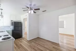 1957 Ballinger St, Abilene, TX 79605 - Photo 10