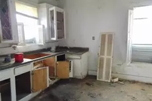 2232 Poplar St, Dallas, TX 75215 - Photo 2