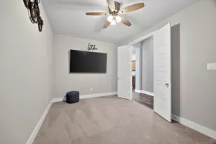 4706 Pin Oak Ct, Aubrey, TX 76227 - Photo 14