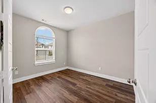 4706 Pin Oak Ct, Aubrey, TX 76227 - Photo 4