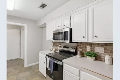 5703 Prescott Drive, Arlington, TX 76018 - Photo 16