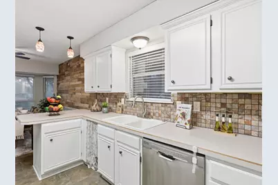 5703 Prescott Drive, Arlington, TX 76018 - Photo 18