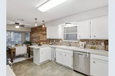 5703 Prescott Drive, Arlington, TX 76018 - Photo 20