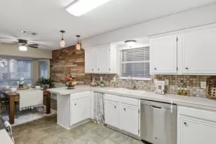 5703 Prescott Dr, Arlington, TX 76018 - Photo 20