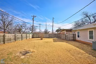 765 E N 11th St, Abilene, TX 79601 - Photo 32