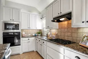 609 Mayberry Dr, McKinney, TX 75071 - Photo 12