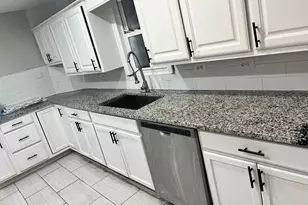 1018 W Sears St, Denison, TX 75020 - Photo 6