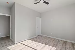 948 S Corinth St, Dallas, TX 75215 - Photo 24