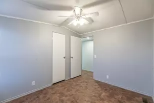 709 Gibson St, Tye, TX 79603 - Photo 12