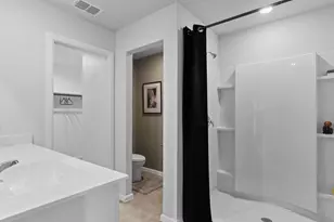 504 Marsh St, Cleburne, TX 76033 - Photo 22