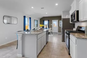 504 Marsh St, Cleburne, TX 76033 - Photo 8