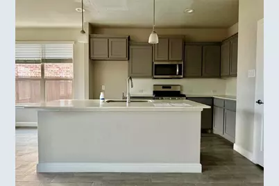 816 Wilmott Terrace, Fort Worth, TX 76247 - Photo 4