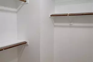 1404 Hummingbird Ct, Crowley, TX 76036 - Photo 2