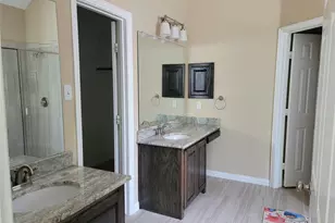 1404 Hummingbird Ct, Crowley, TX 76036 - Photo 8