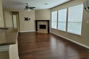 1404 Hummingbird Ct, Crowley, TX 76036 - Photo 14