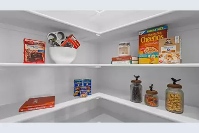 1617 Marsh Street, Cleburne, TX 76033 - Photo 8