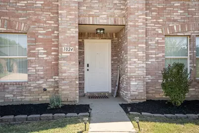 1024 Ridgetop Drive, Justin, TX 76247 - Photo 4