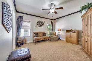 8605 Labron Ave, Dallas, TX 75209 - Photo 30