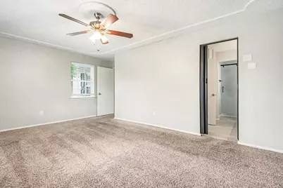 2424 Meadow Creek, Bedford, TX 76021 - Photo 8