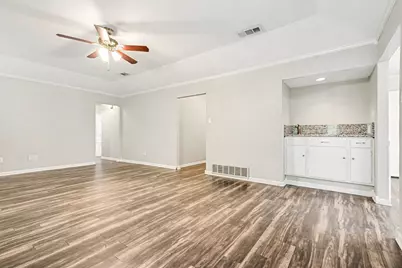 2424 Meadow Creek, Bedford, TX 76021 - Photo 2