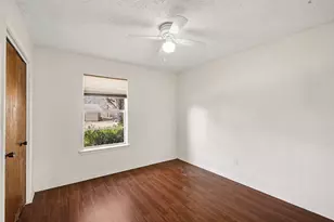 229 Mountain View Dr, Azle, TX 76020 - Photo 14