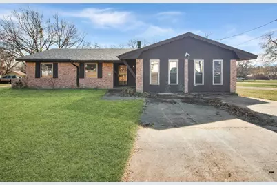 1120 E Wells Avenue, Sherman, TX 75090 - Photo 1