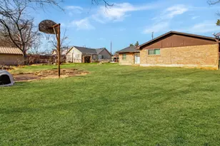 1120 E Wells Ave, Sherman, TX 75090 - Photo 8