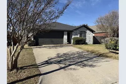 8175 Waterside Trail, Fort Worth, TX 76137 - Photo 2