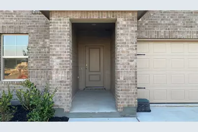 521 Marsh Street, Cleburne, TX 76033 - Photo 2