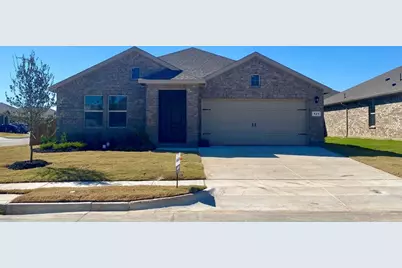 521 Marsh Street, Cleburne, TX 76033 - Photo 1