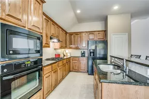 10312 Cedar Breaks View, McKinney, TX 75072 - Photo 2