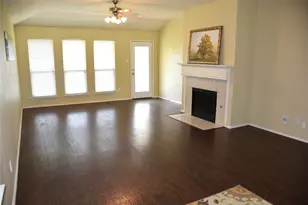 9809 Carter Dr, McKinney, TX 75072 - Photo 2