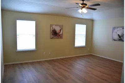 9809 Carter Drive, McKinney, TX 75072 - Photo 4