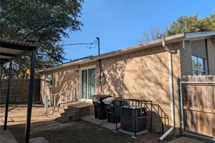 1725 Bunch Dr, Fort Worth, TX 76112 - Photo 18