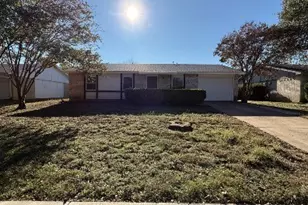 3425 Cherrywood Ln, Plano, TX 75074 - Photo 1