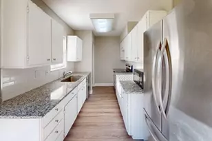 3425 Cherrywood Ln, Plano, TX 75074 - Photo 4