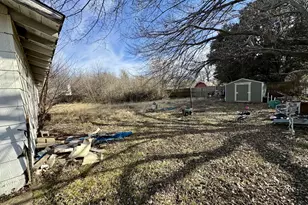 613 W Main St, Crowley, TX 76036 - Photo 24