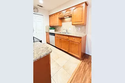 5761 Cedar Creek Drive, Benbrook, TX 76109 - Photo 8