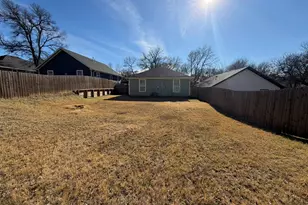 613 W Parnell, Denison, TX 75020 - Photo 14