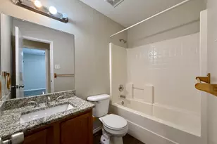 14733 Arborcrest Dr, Balch Springs, TX 75180 - Photo 16