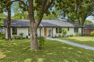 2715 Bonnywood Ln, Dallas, TX 75233 - Photo 2