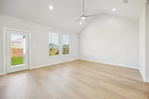 9509 Rattlesnake Trl, Crowley, TX 76036 - Photo 14