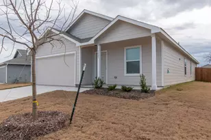 1605 Parliar St, McKinney, TX 75071 - Photo 2