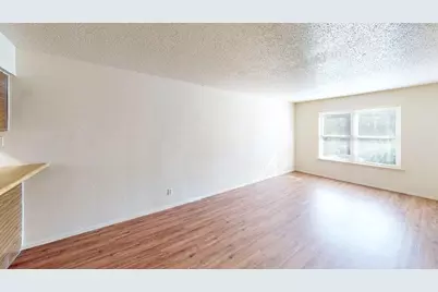 410 Bryan Street #17, Denton, TX 76201 - Photo 6