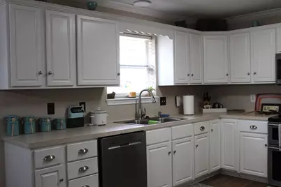 122 Lakeway Lane, Gun Barrel City, TX 75156 - Photo 8