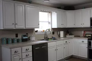 122 Lakeway Ln, Gun Barrel City, TX 75156 - Photo 8