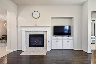 3021 Bans Crown Blvd, Lewisville, TX 75056 - Photo 12